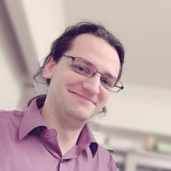 ルディ先生の顔写真